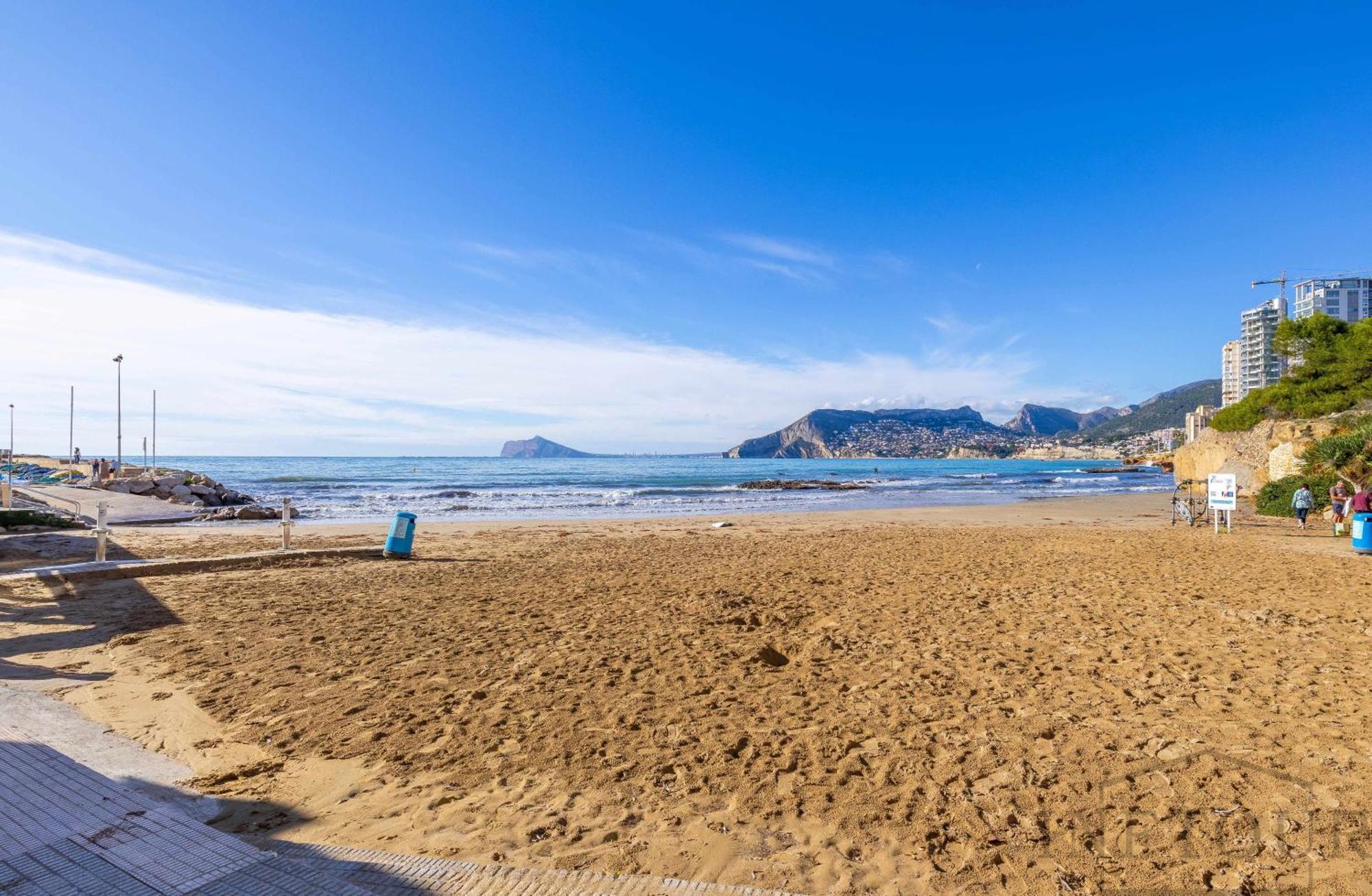 Inftour Apolo Apartamento Calp Exterior foto